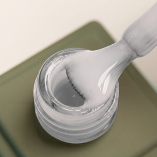 RUBBER BASE MILKY WHITE– HEMA & FREE